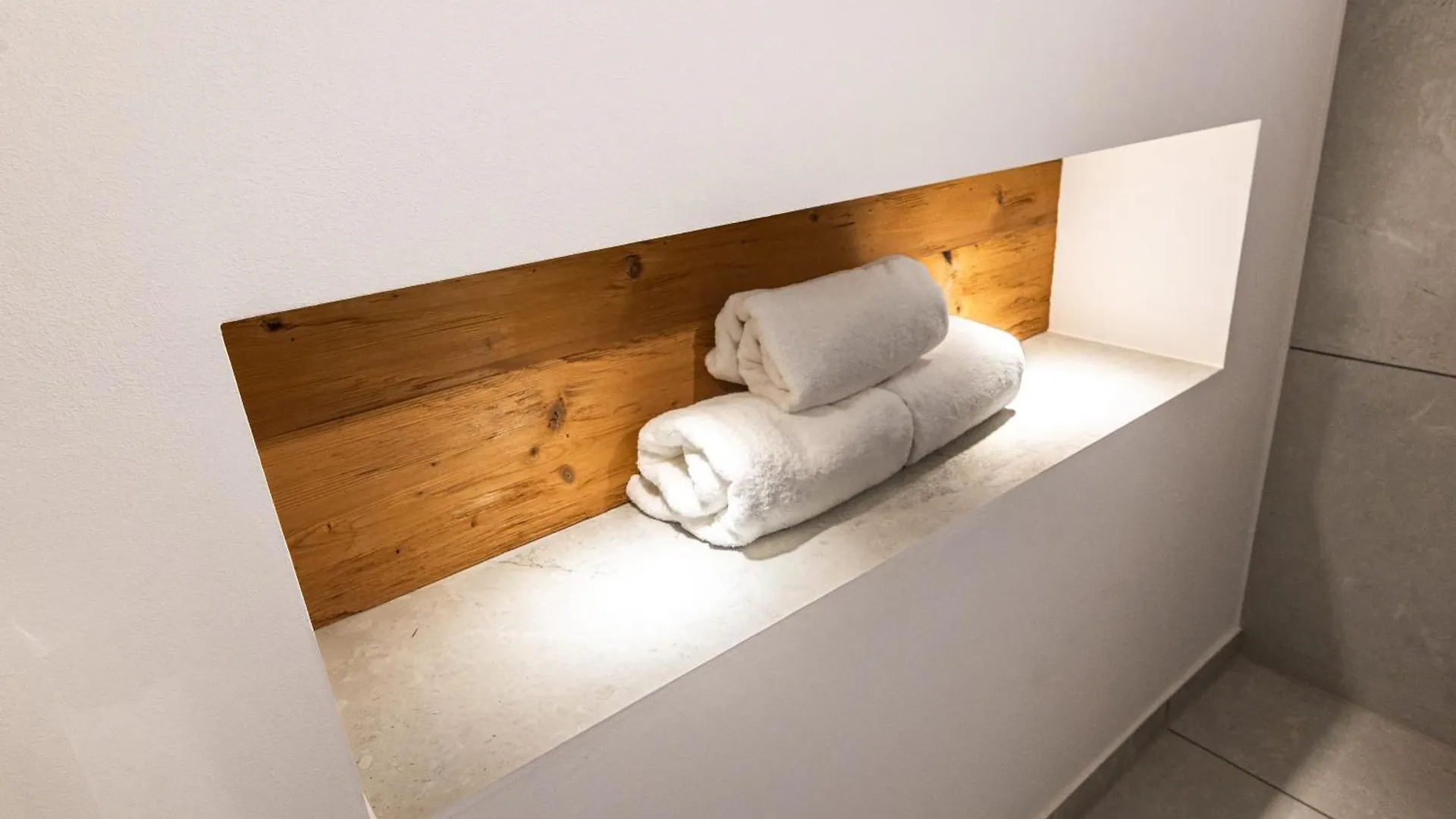 Terofal Hotel Schliersee - Komplett Neu Renoviert